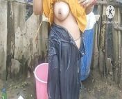 Anita hot bathing outside with sex from anita kulkarni nude