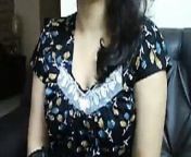 Indian aunty with big boobs doing video chat with boyfriend from auntie video chat