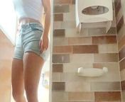 CAMERA IN WOMEN'S RESTROOM AT GAS STATION from sex xx videos hide ga video