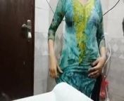 Indian girl does camshow in the bathroom from indian girl webcam sexw sex9tara sexy vidoshot saxey b