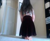 Hot girl farting in a sexy skirt from videos for longtoesally girl farting