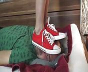 Teen Brat Girls Sneaker Face Standing And Jumping! from strangle lady neck lover