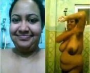 Today Exclusive-Horny Boudi Bathing from naked boudi bathing