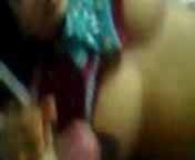 Aunty playing with dick and showing big tits from सेक्सी महिला पंजाबी काकी खेल रहे हैं स्तन