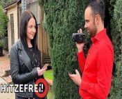 HITZEFREI Emma meets a guy from a German dating app from 股票APP