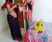 Came to sell bras and gave rough sex to Indian sexy woman while changing red bra from real indian women in red saree looks sexy and horny on bed girlnexthot1