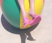 Beachball Flip-flop Dangle from bbw beachball fun
