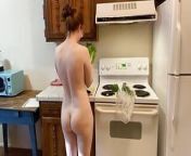 Sexy Body, Sexy Salad. Naked in the Kitchen Episode 55 from thicc lauren nude