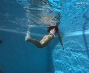 Fat chick Puzan Bruhova swimming pleasure from nude bikini babe with girlfriend