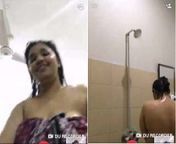 Today Exclusive- Sexy Bhabhi Bathing On Video... from indian aunty bathing on pond