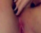 Snapchat random slut rubbing her pussy 2017 from snapchat slut has her pussy tied up with a vibrator and enjoying the pleasure