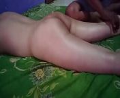 Stepson 18y give massage for stepmom pussy ass from film erotic indo