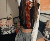 Hermione Granger rubs her clit, fucks her magic wand, shakes some ass, rides and fucks her dildo before sucking it from alex hermione fake