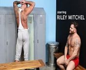 Riley Mitchel Fuck Huge Body Builder In The Locker Room from body builder gay sex kiss
