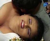 surekha in saree hot navel showig. from suhasini old actres hot navel