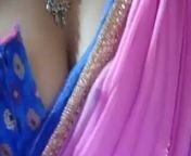 Bhabhi showing boobs in tight blouse from jyothi tight blouse sexy boob nick sab