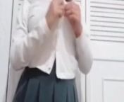Schoolgirl masturbating from streptase