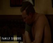 Family Sinners - Pervy step daughter Vienna Rose craves dilf from spying wife