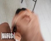 Mofos - My Gf Swallowed My Hard Cock Down Her Throat For Breakfast And Begged Me To Fuck Her Hard from 开罗维护rqi（电报：kxkjww） mzlj