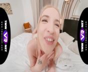 TmwVRnet - Jessica Jade - Guidebook turns a glam blonde on from glamc