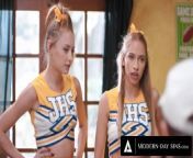 Teen Cheerleaders Cum Swap Their Coach&apos;s WHOLE LOAD! from chrd