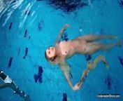 Russian girl Milana found her natural talent in the pool from voda